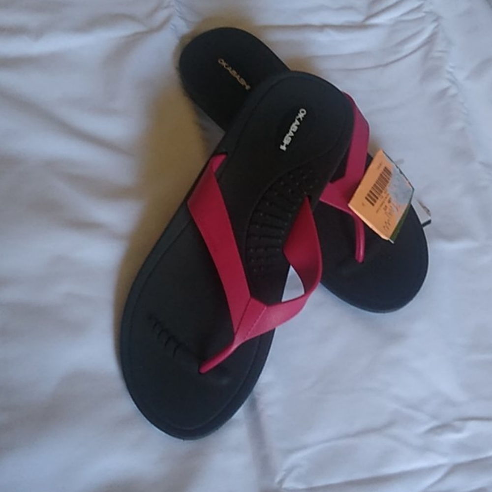 Okabashi sandals ⭕ SIZE LARGE⭕